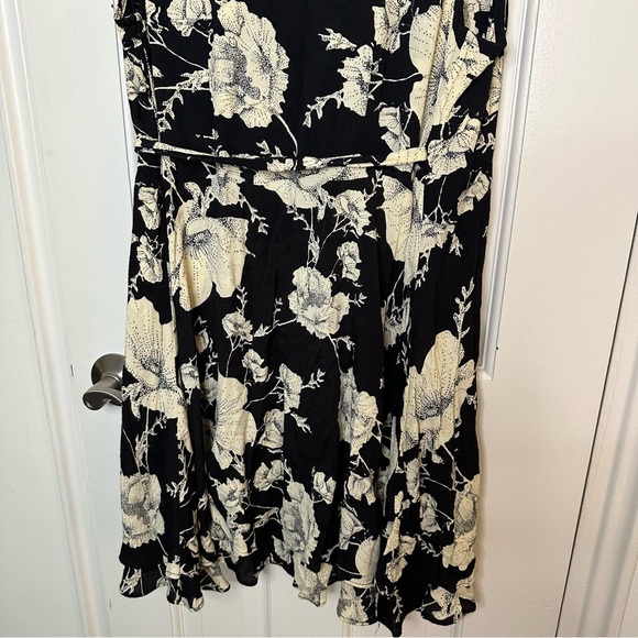 FREE PEOPLE French Quarter Mini Wrap Dress Flutter Floral Black White Small - Picture 9 of 10